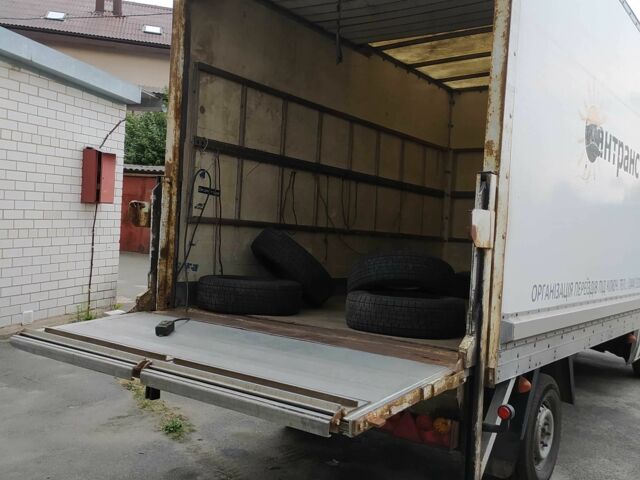 Белый Мерседес Sprinter, объемом двигателя 0 л и пробегом 640 тыс. км за 8300 $, фото 6 на Automoto.ua