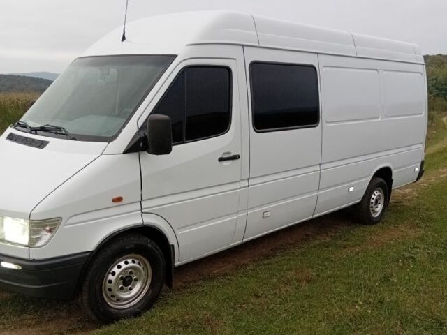 Білий Мерседес Sprinter, об'ємом двигуна 2.9 л та пробігом 600 тис. км за 8700 $, фото 1 на Automoto.ua