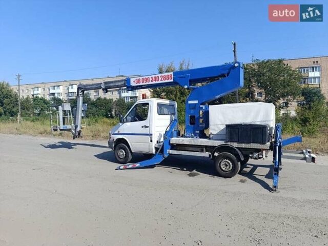 Белый Мерседес Sprinter, объемом двигателя 2.87 л и пробегом 92 тыс. км за 31000 $, фото 13 на Automoto.ua