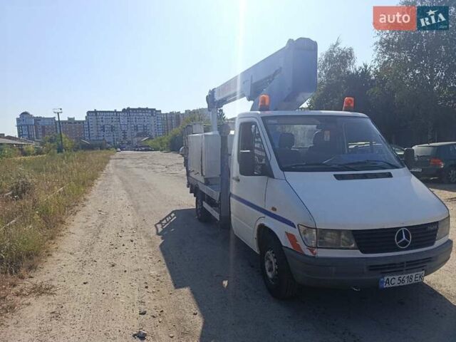 Белый Мерседес Sprinter, объемом двигателя 2.87 л и пробегом 92 тыс. км за 31000 $, фото 6 на Automoto.ua