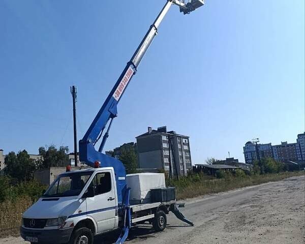 Белый Мерседес Sprinter, объемом двигателя 2.87 л и пробегом 92 тыс. км за 31000 $, фото 20 на Automoto.ua