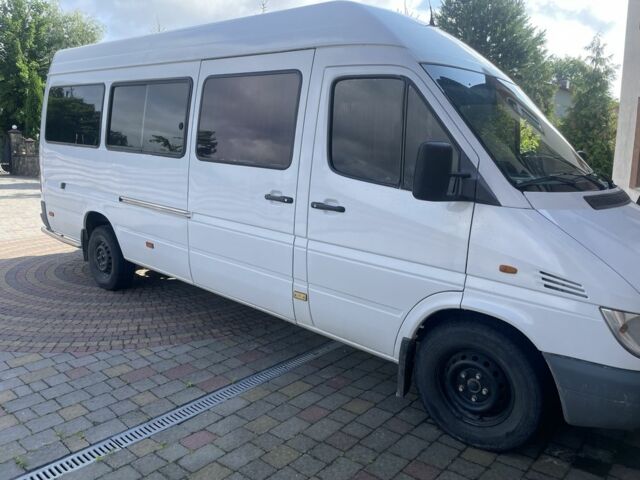 Білий Мерседес Sprinter, об'ємом двигуна 2.1 л та пробігом 1000 тис. км за 7200 $, фото 3 на Automoto.ua