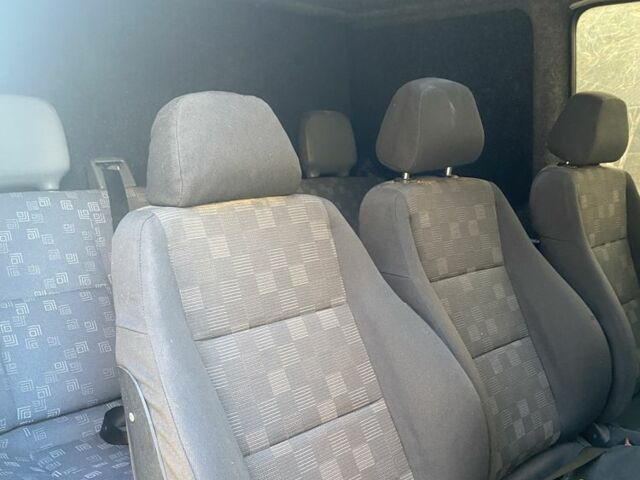 Белый Мерседес Sprinter, объемом двигателя 2.1 л и пробегом 760 тыс. км за 7700 $, фото 2 на Automoto.ua