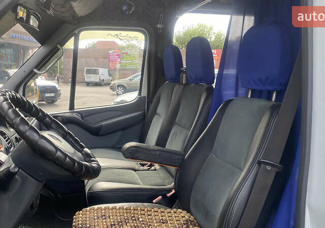 Белый Мерседес Sprinter, объемом двигателя 2.16 л и пробегом 600 тыс. км за 9800 $, фото 8 на Automoto.ua