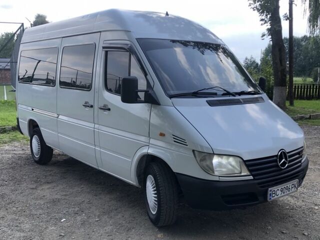 Белый Мерседес Sprinter, объемом двигателя 2.1 л и пробегом 777 тыс. км за 7700 $, фото 4 на Automoto.ua