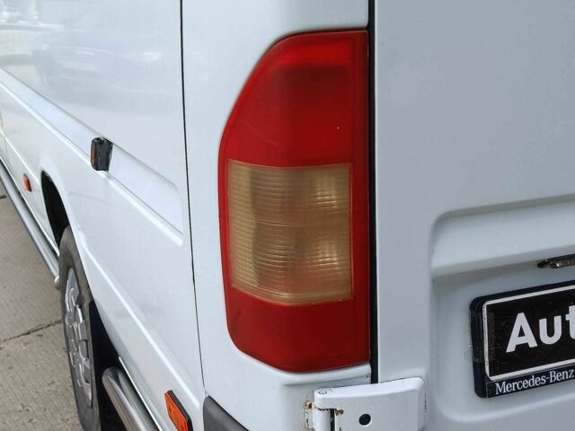 Белый Мерседес Sprinter, объемом двигателя 2.2 л и пробегом 732 тыс. км за 6680 $, фото 10 на Automoto.ua