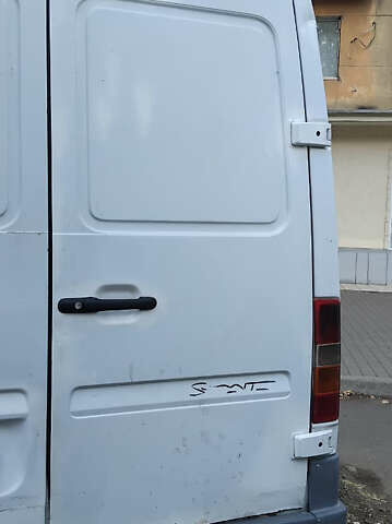 Білий Мерседес Sprinter, об'ємом двигуна 2.7 л та пробігом 208 тис. км за 6300 $, фото 3 на Automoto.ua