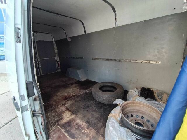 Белый Мерседес Sprinter, объемом двигателя 2.2 л и пробегом 732 тыс. км за 6680 $, фото 23 на Automoto.ua