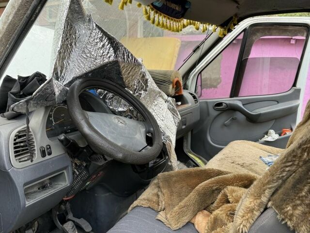 Белый Мерседес Sprinter, объемом двигателя 0 л и пробегом 2 тыс. км за 3000 $, фото 7 на Automoto.ua