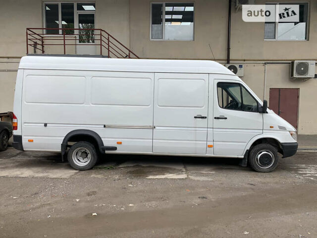 Білий Мерседес Sprinter, об'ємом двигуна 0 л та пробігом 570 тис. км за 11499 $, фото 2 на Automoto.ua