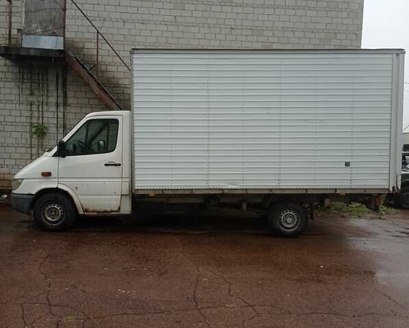 Білий Мерседес Sprinter, об'ємом двигуна 2.2 л та пробігом 320 тис. км за 8200 $, фото 2 на Automoto.ua