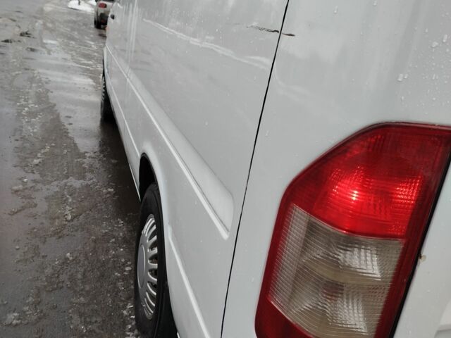 Белый Мерседес Sprinter, объемом двигателя 2.1 л и пробегом 530 тыс. км за 7000 $, фото 2 на Automoto.ua
