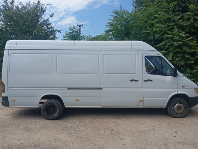 Білий Мерседес Sprinter, об'ємом двигуна 3 л та пробігом 400 тис. км за 9499 $, фото 4 на Automoto.ua