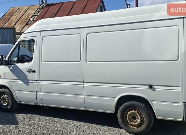 Білий Мерседес Sprinter, об'ємом двигуна 2.15 л та пробігом 274 тис. км за 8000 $, фото 1 на Automoto.ua