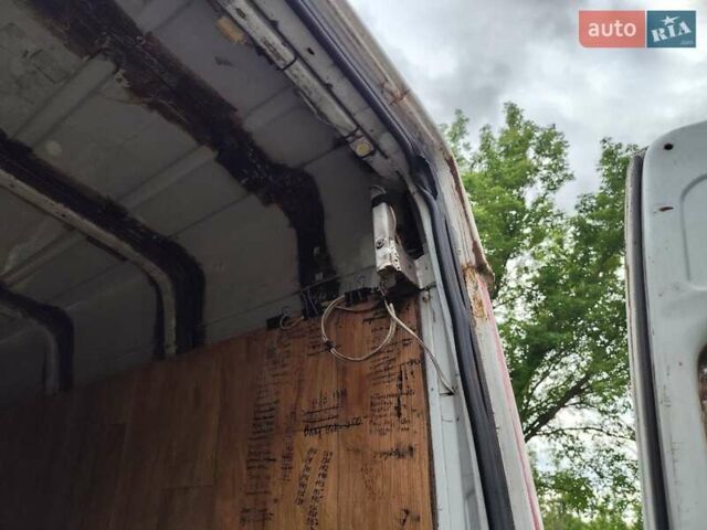 Белый Мерседес Sprinter, объемом двигателя 2.87 л и пробегом 751 тыс. км за 7000 $, фото 21 на Automoto.ua