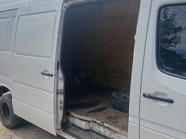 Білий Мерседес Sprinter, об'ємом двигуна 3 л та пробігом 400 тис. км за 9499 $, фото 7 на Automoto.ua