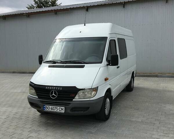 Білий Мерседес Sprinter, об'ємом двигуна 2.1 л та пробігом 760 тис. км за 8500 $, фото 1 на Automoto.ua