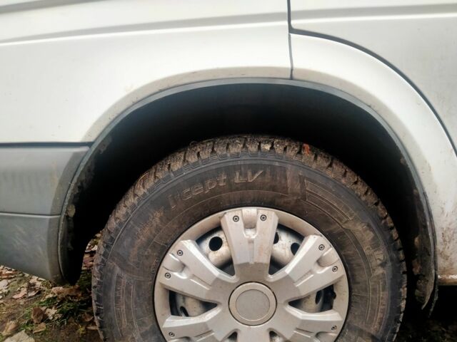 Белый Мерседес Sprinter, объемом двигателя 2.1 л и пробегом 370 тыс. км за 6200 $, фото 10 на Automoto.ua