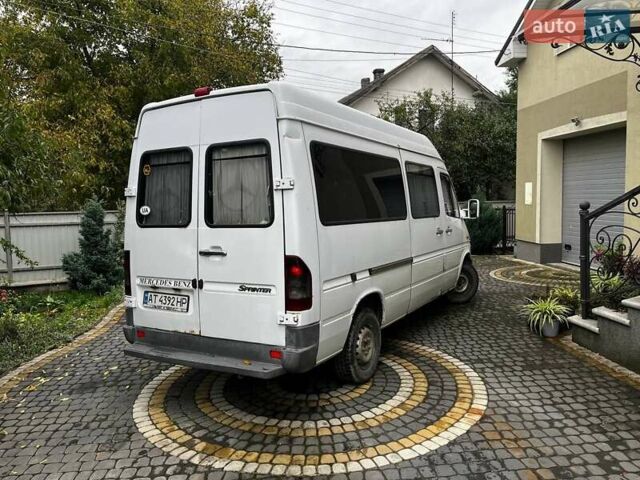 Белый Мерседес Sprinter, объемом двигателя 2.1 л и пробегом 328 тыс. км за 7199 $, фото 12 на Automoto.ua