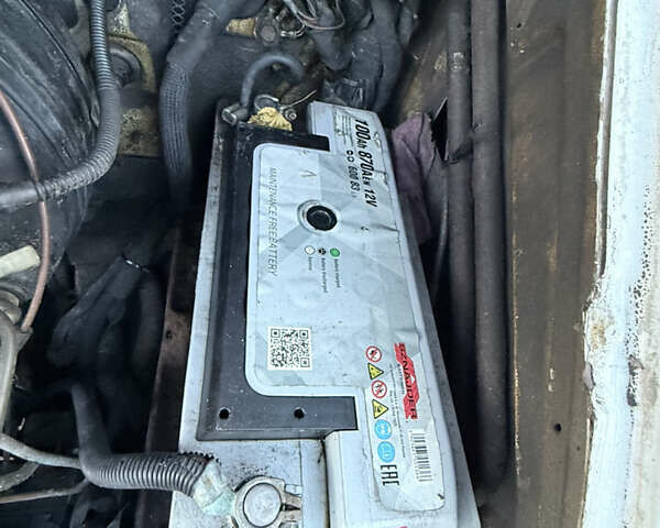 Мерседес Sprinter 2001 в Хмельницком на Automoto.ua Белый Мерседес Sprinter, объемом двигателя 2.7 л и пробегом 451 тыс. км за 7999 $, фото 34 на Automoto.ua