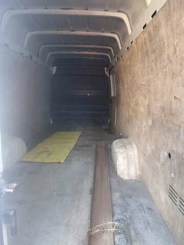 Белый Мерседес Sprinter, объемом двигателя 2.15 л и пробегом 217 тыс. км за 11500 $, фото 10 на Automoto.ua