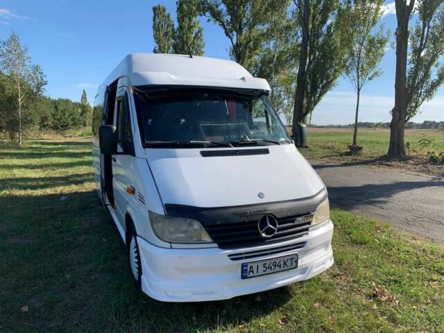 Белый Мерседес Sprinter, объемом двигателя 2.7 л и пробегом 563 тыс. км за 8450 $, фото 4 на Automoto.ua