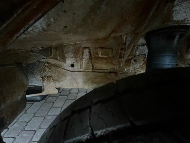 Белый Мерседес Sprinter, объемом двигателя 2.7 л и пробегом 700 тыс. км за 13800 $, фото 13 на Automoto.ua