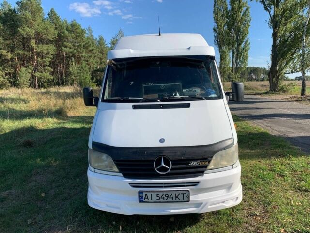 Белый Мерседес Sprinter, объемом двигателя 2.7 л и пробегом 563 тыс. км за 8450 $, фото 1 на Automoto.ua