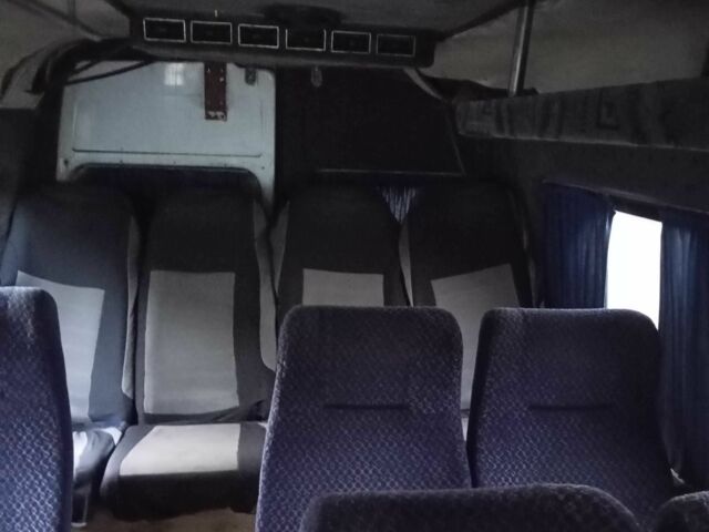 Мерседес Sprinter 2001 у Кам'янське (Дніпродзержинськ) на Automoto.ua Білий Мерседес Sprinter, об'ємом двигуна 2.2 л та пробігом 1 тис. км за 5000 $, фото 11 на Automoto.ua