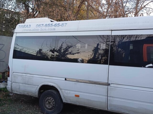 Мерседес Sprinter 2001 у Кам'янське (Дніпродзержинськ) на Automoto.ua Білий Мерседес Sprinter, об'ємом двигуна 2.2 л та пробігом 1 тис. км за 5000 $, фото 19 на Automoto.ua