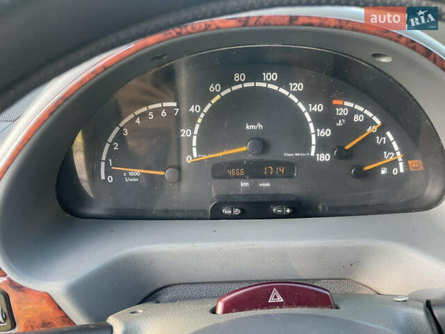 Белый Мерседес Sprinter, объемом двигателя 2.15 л и пробегом 559 тыс. км за 8200 $, фото 12 на Automoto.ua