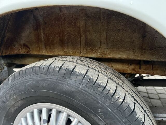 Белый Мерседес Sprinter, объемом двигателя 2.7 л и пробегом 700 тыс. км за 13800 $, фото 12 на Automoto.ua