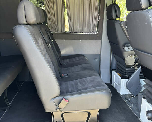 Белый Мерседес Sprinter, объемом двигателя 2.7 л и пробегом 684 тыс. км за 10990 $, фото 16 на Automoto.ua