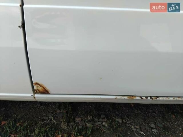 Белый Мерседес Sprinter, объемом двигателя 2.15 л и пробегом 256 тыс. км за 8000 $, фото 45 на Automoto.ua