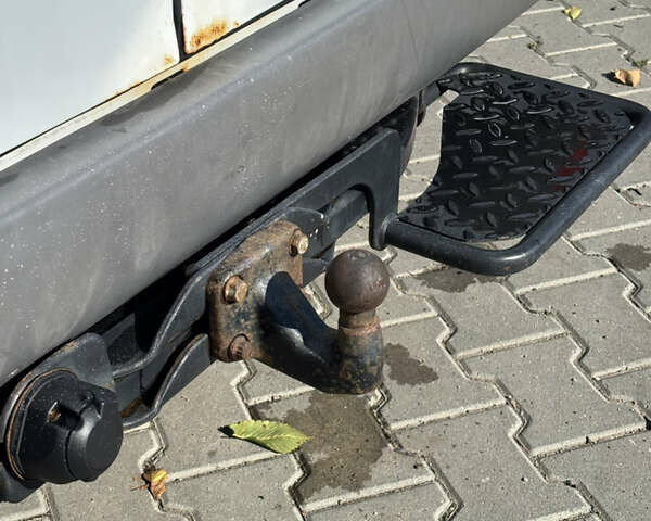 Белый Мерседес Sprinter, объемом двигателя 2.7 л и пробегом 684 тыс. км за 10990 $, фото 19 на Automoto.ua