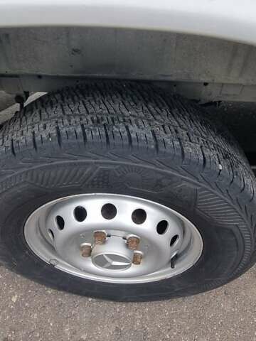 Белый Мерседес Sprinter, объемом двигателя 2.15 л и пробегом 217 тыс. км за 11500 $, фото 7 на Automoto.ua