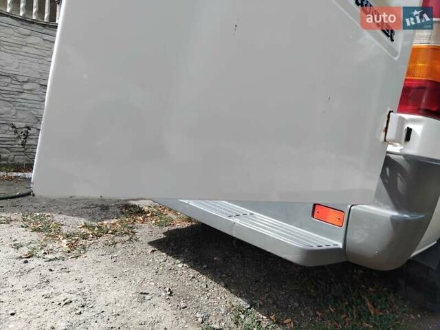 Белый Мерседес Sprinter, объемом двигателя 2.15 л и пробегом 256 тыс. км за 8000 $, фото 69 на Automoto.ua