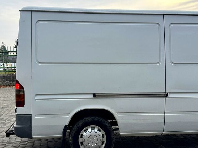 Белый Мерседес Sprinter, объемом двигателя 2.1 л и пробегом 509 тыс. км за 6500 $, фото 2 на Automoto.ua