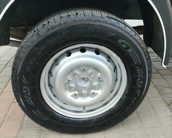 Білий Мерседес Sprinter, об'ємом двигуна 2.69 л та пробігом 721 тис. км за 10900 $, фото 31 на Automoto.ua