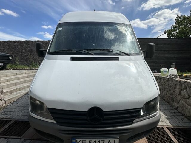 Белый Мерседес Sprinter, объемом двигателя 0.22 л и пробегом 400 тыс. км за 7000 $, фото 8 на Automoto.ua