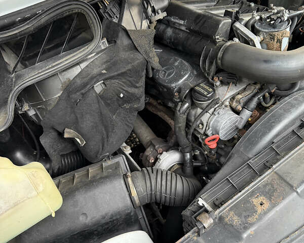 Білий Мерседес Sprinter, об'ємом двигуна 2.15 л та пробігом 600 тис. км за 8700 $, фото 12 на Automoto.ua