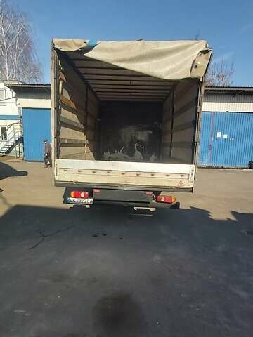 Белый Мерседес Sprinter, объемом двигателя 2.69 л и пробегом 600 тыс. км за 13000 $, фото 2 на Automoto.ua