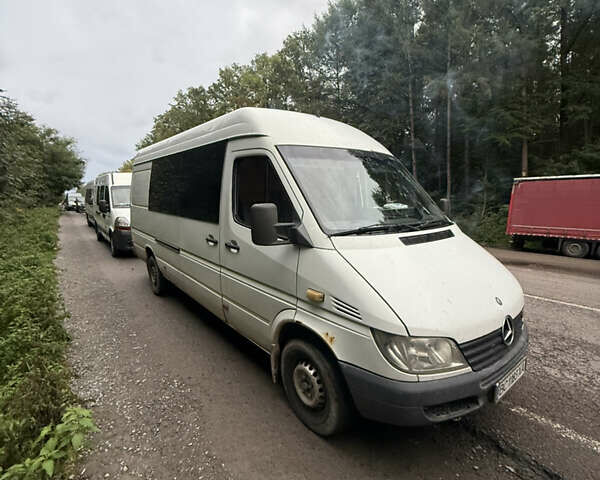 Білий Мерседес Sprinter, об'ємом двигуна 2.15 л та пробігом 296 тис. км за 6500 $, фото 3 на Automoto.ua