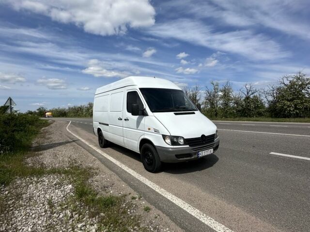 Белый Мерседес Sprinter, объемом двигателя 0.22 л и пробегом 400 тыс. км за 7000 $, фото 3 на Automoto.ua