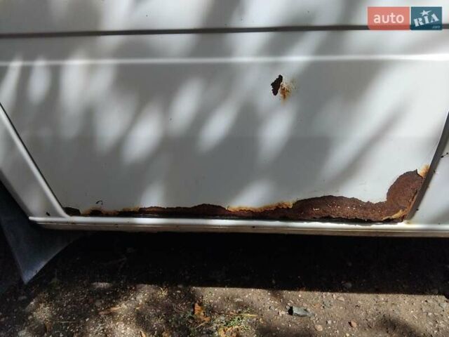 Белый Мерседес Sprinter, объемом двигателя 2.15 л и пробегом 256 тыс. км за 8000 $, фото 46 на Automoto.ua