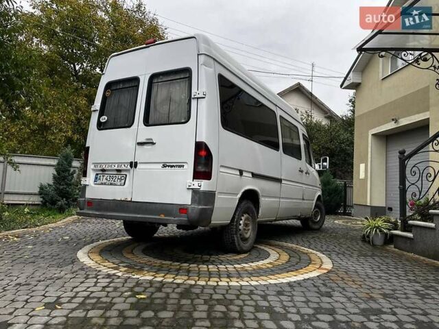 Белый Мерседес Sprinter, объемом двигателя 2.1 л и пробегом 328 тыс. км за 7199 $, фото 24 на Automoto.ua
