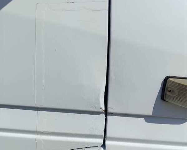 Белый Мерседес Sprinter, объемом двигателя 2.69 л и пробегом 500 тыс. км за 10500 $, фото 16 на Automoto.ua
