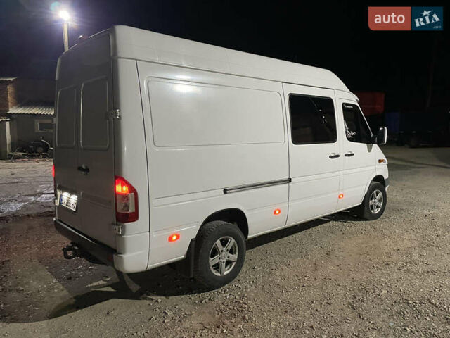 Белый Мерседес Sprinter, объемом двигателя 2.15 л и пробегом 559 тыс. км за 8200 $, фото 18 на Automoto.ua