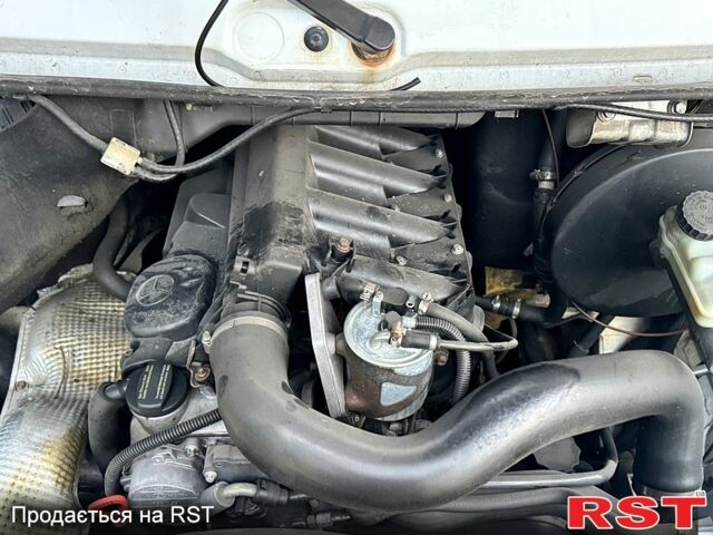 Белый Мерседес Sprinter, объемом двигателя 2.1 л и пробегом 509 тыс. км за 6500 $, фото 11 на Automoto.ua