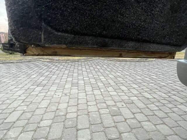 Белый Мерседес Sprinter, объемом двигателя 2.7 л и пробегом 700 тыс. км за 13800 $, фото 17 на Automoto.ua